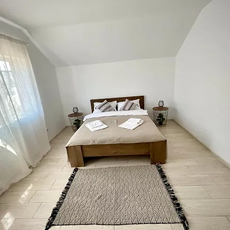 Solis Residence *