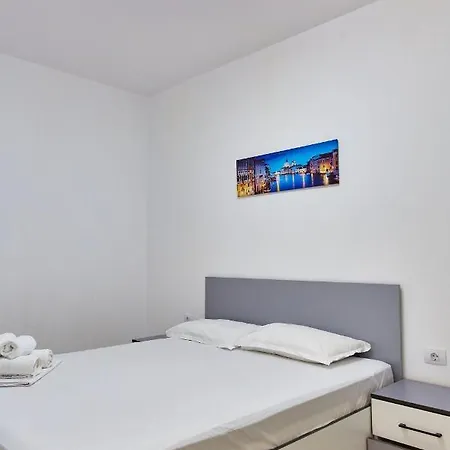 Apartment Solis Navodari